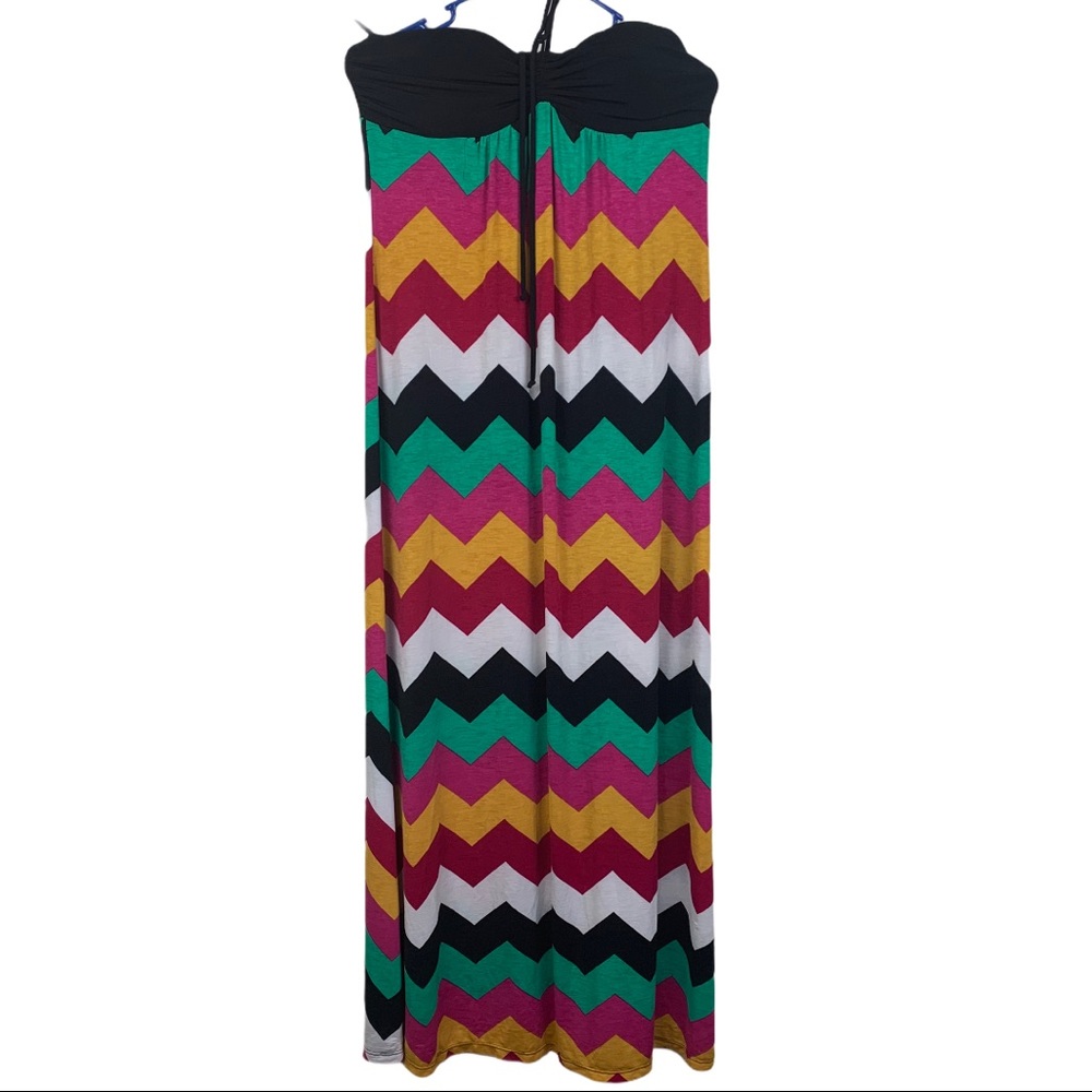 🔥3/15 Body Central Colorful Halter maxi dress